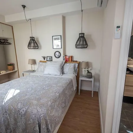 Apartment Cosy With Terrace In The Centre Of *